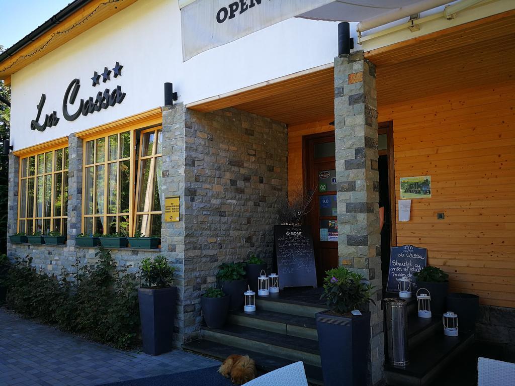 Pensiune Restaurant La Cassa Vişeu de Sus Exterior foto